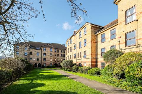 1 bedroom flat to rent, Latchingdon Court, 26 Forest Road, Walthamstow