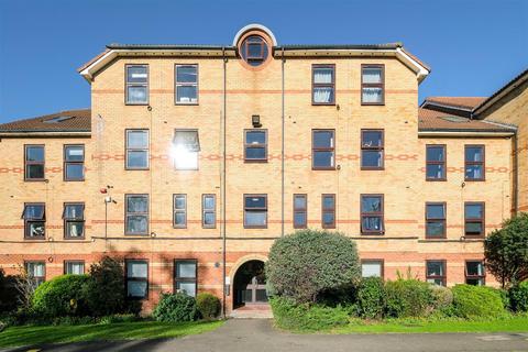 1 bedroom flat to rent, Latchingdon Court, 26 Forest Road, Walthamstow