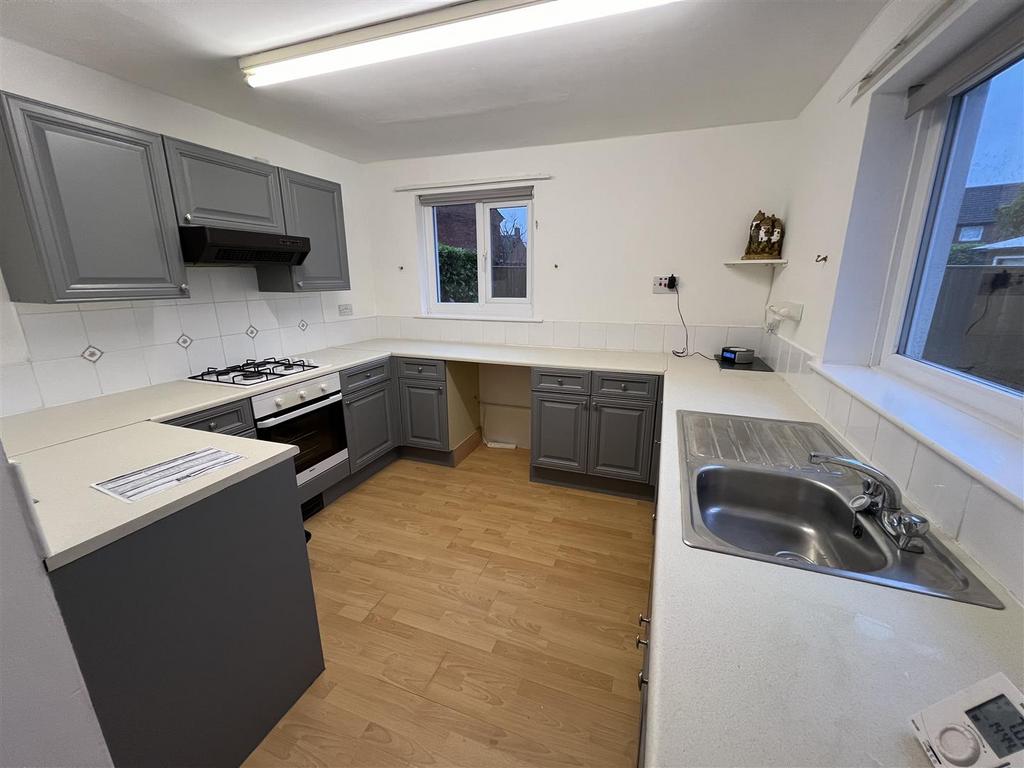 Shields Road, Morpeth 3 bed end of terrace house £795 pcm (£183 pw)