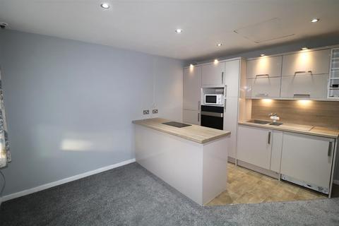 undefined, Camelot Grove, Kenilworth