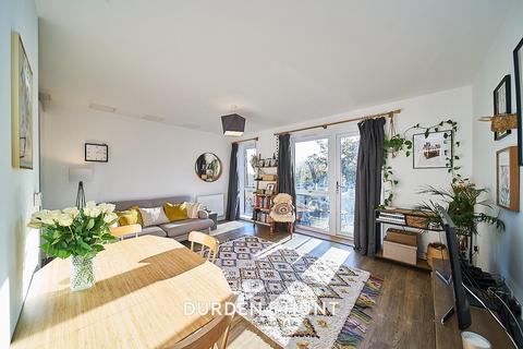 1 bedroom apartment for sale, Safflower Lane, Harold Wood, RM3