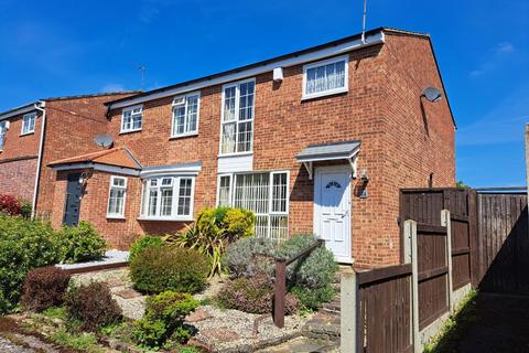 34 Silverfield, Broxbourne, EN10 6PD