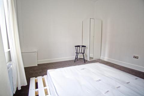 1 bedroom in a house share to rent - Rooms to Let in Shared House on Lauderdale Street, Preston