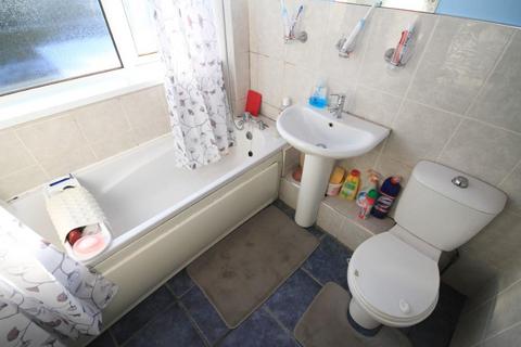 22 Moorside Avenue, Bradford, BD2 3HG