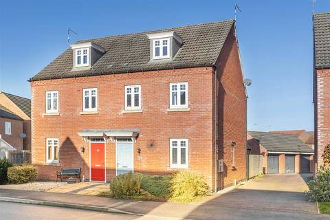 3 bedroom semi-detached house for sale - Marmion Close, Market Harborough