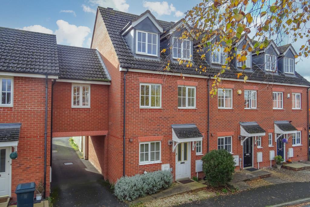 Dahn Drive, Ludlow 4 bed terraced house for sale £250,000