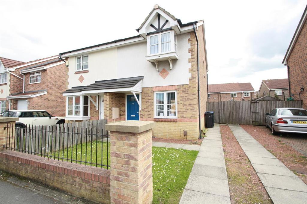 Berwick Hills Avenue, Middlesbrough... 2 bed semidetached house £550
