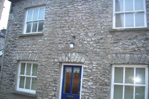2 bedroom terraced house to rent - Yard 78 Stramongate, Kendal