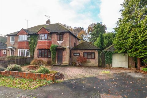 4 bedroom semi-detached house for sale - Forest End, Fleet GU52