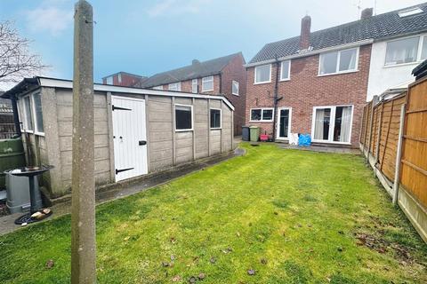 8 Wid Close, Hutton, Brentwood, CM13 1JQ