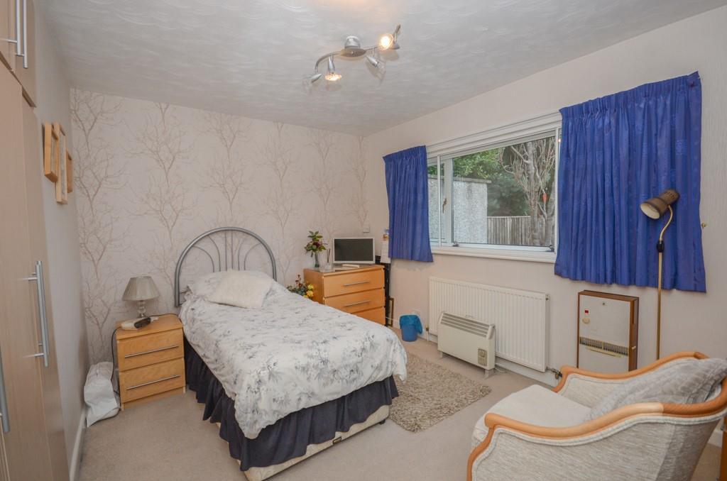 Bedroom 2.jpg