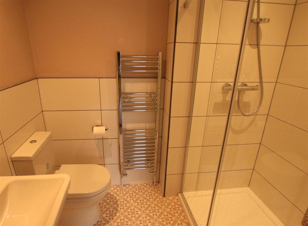 En suite bathroom