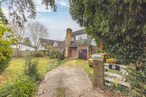 4 bedroom detached house for sale, Old Ferry Drive, Wraysbury TW19