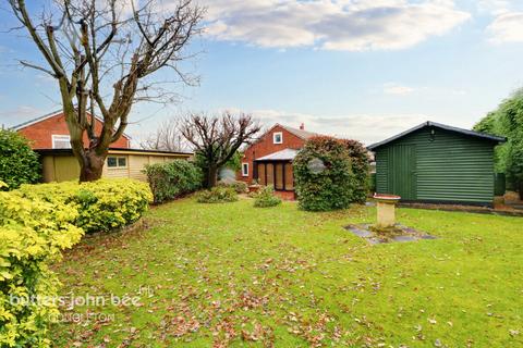 2 bedroom semi-detached bungalow for sale, Stopsley Close, Congleton