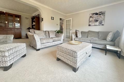 4 bedroom detached house for sale - Moreton Park Road, Bideford, EX39