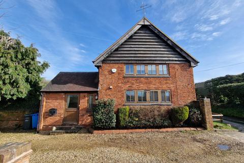 4 bedroom barn conversion to rent, Showell Lane, Lower Penn WV4