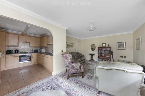 undefined, Firs Close, Esher KT10