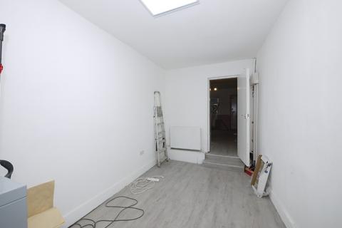 Property to rent, The Grove, London, E15