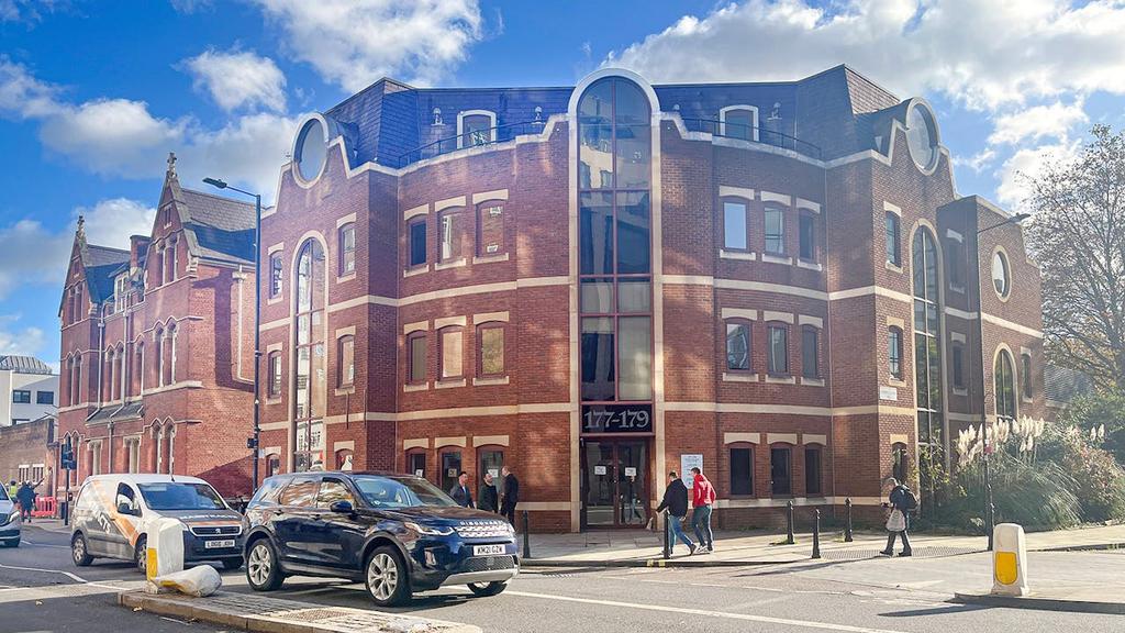 177 Hammersmith Road W6 Office to let west Londo