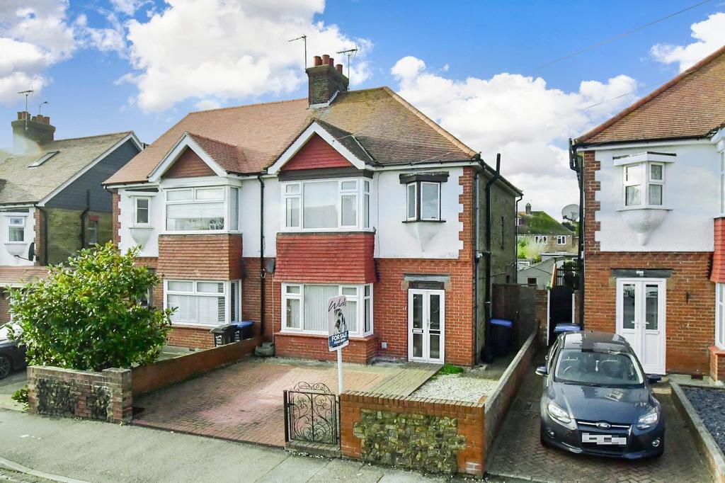 Queens Gate Road, Ramsgate, Kent 3 bed semidetached house for sale £