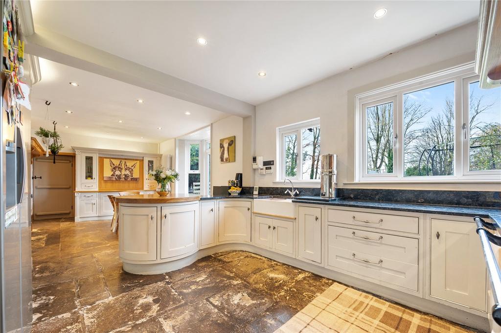 Prescot Road, Aughton, West Lancashire, L39 6 bed detached house for