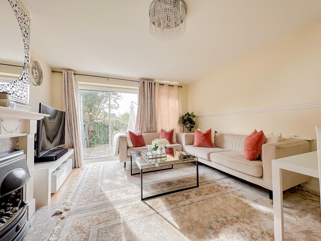 Underhill Close, Derby DE23 2 bed semidetached house for sale £145,000