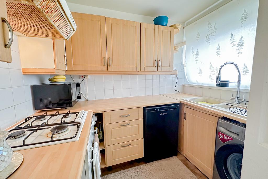 Underhill Close, Derby DE23 2 bed semidetached house for sale £145,000