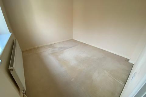 1 bedroom flat to rent, Smallthorn Place, Swadlincote DE11