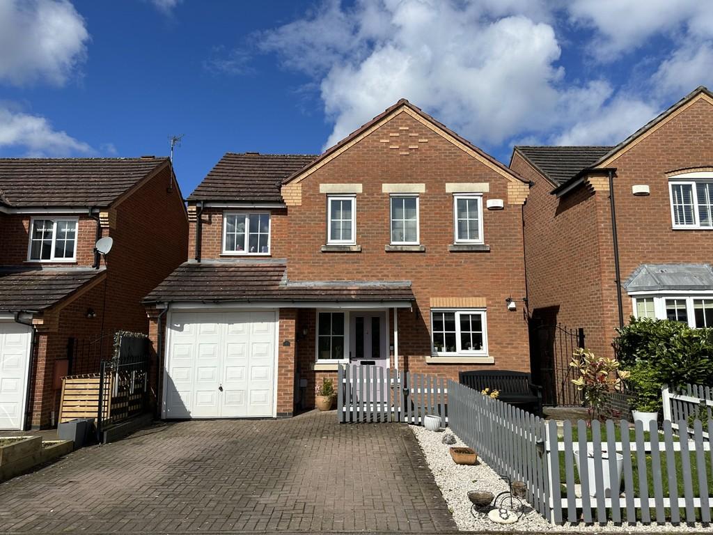 Robinson Road, Whitwick LE67 4 bed detached house for sale £335,000