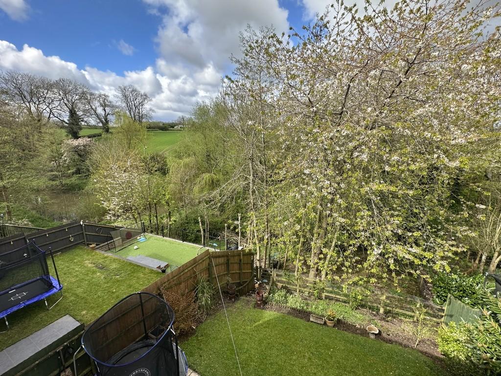 Robinson Road, Whitwick LE67 4 bed detached house for sale £335,000