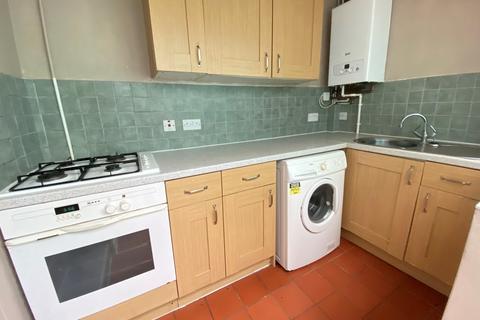 2 bedroom terraced house to rent, Leicester Road, Coalville LE67