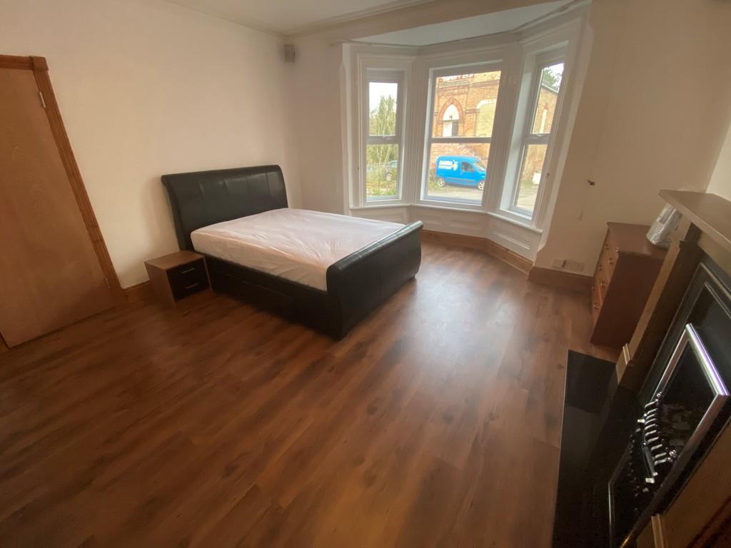 Station Road, Hugglescote LE67 1 bed in a house share £475 pcm (£110 pw)