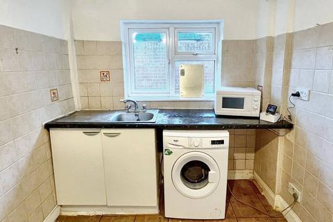 5 bedroom terraced house to rent, Elmwood Street, Sunderland SR2