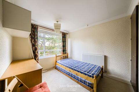54 Whetstone Close, Edgbaston, Birmingham, B15 2QN