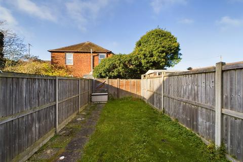 20 Armscroft Court, Gloucester, GL2 0TE