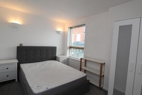 2 bedroom flat to rent, Riverside Way, Leeds, West Yorkshire, LS1