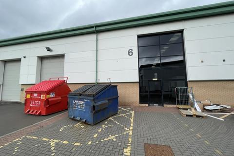 Warehouse to rent, Unit 6 Saltmeadows Trade Park, Neilson Road, Gateshead, North East, NE10 0EQ