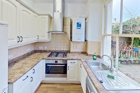 1 bedroom flat to rent, Beechwood Terrace, Edinburgh, EH6