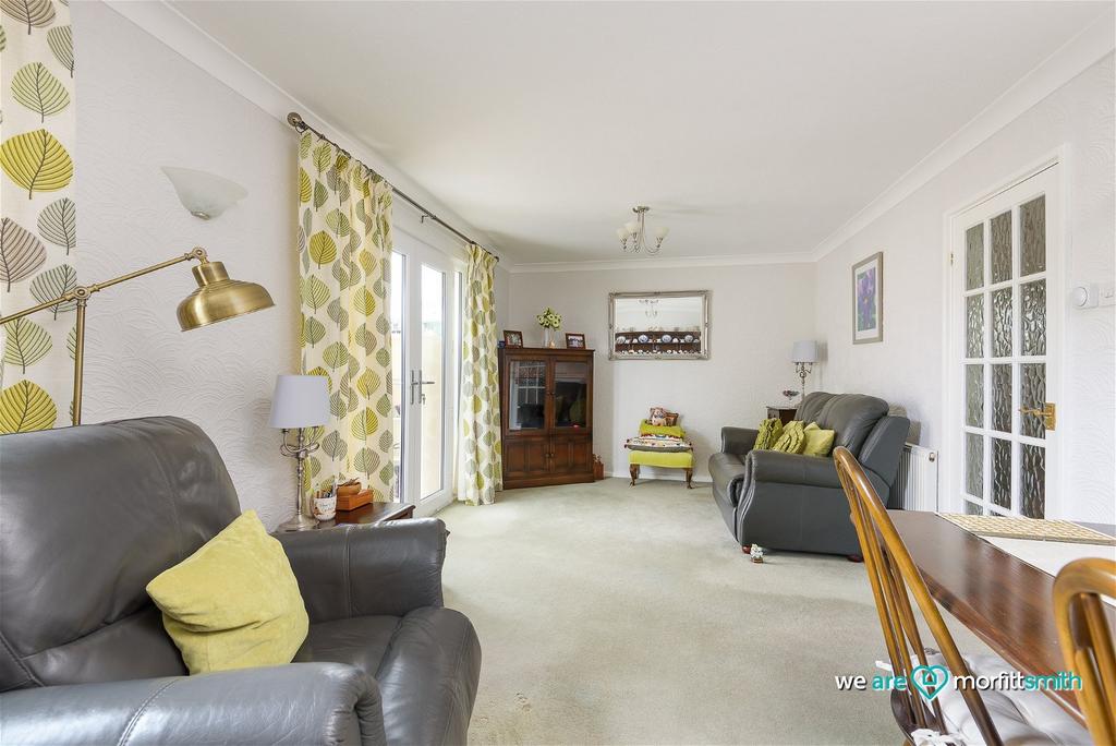 Deer Park Way, Stannington, S6 5NP 3 bed terraced house for sale £170,000