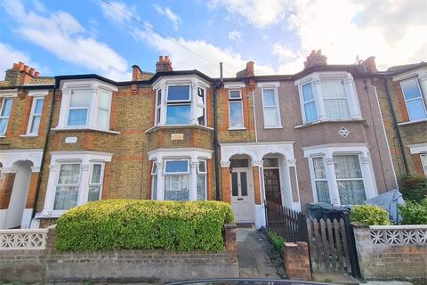 2 bedroom flat to rent - Engleheart Road, Catford, London,