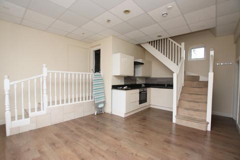 39 Cobden Street, Kettering, NN16 8ER