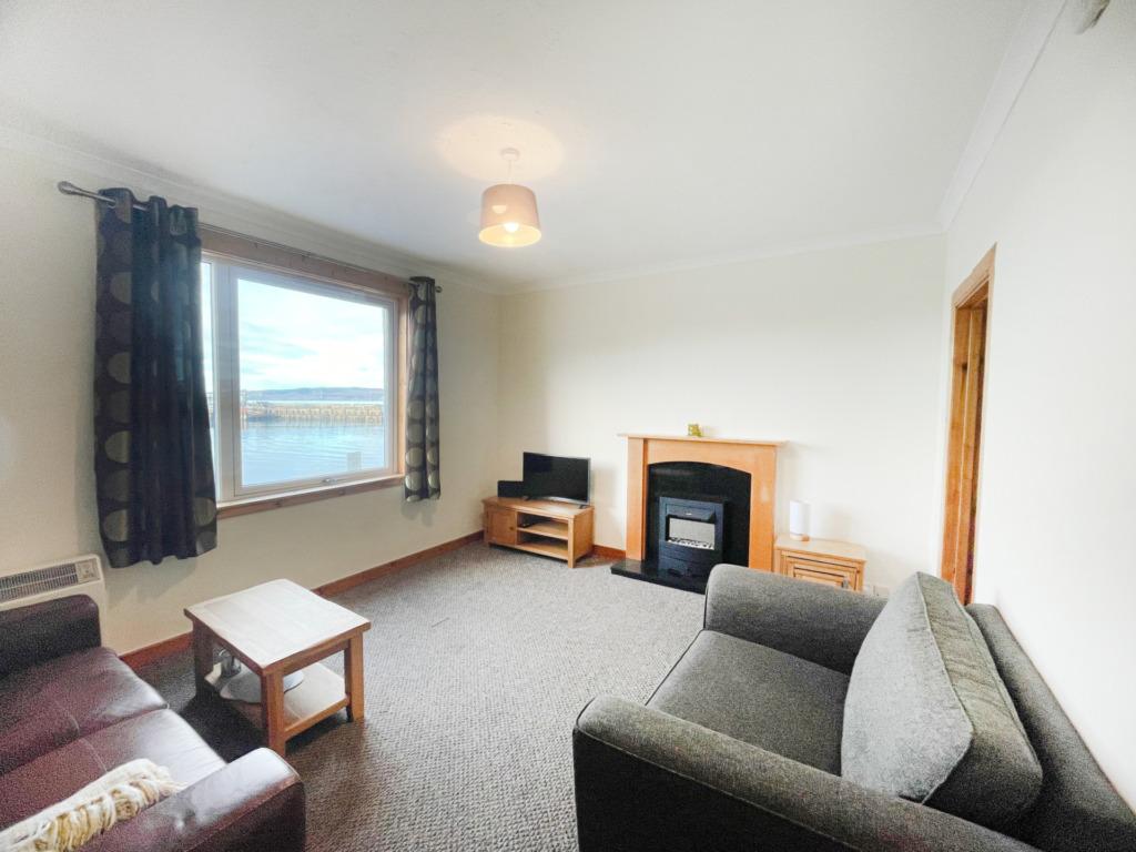 22 East Bay, Mallaig 2 bed flat for sale £125,000