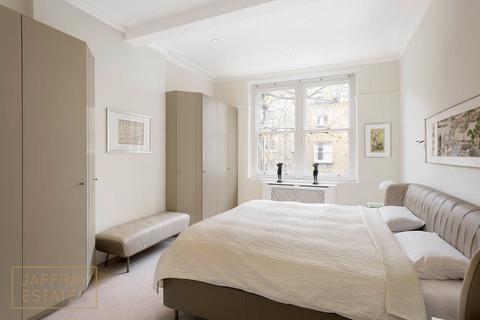 4 bedroom apartment for sale - Iverna Gardens, London, W8