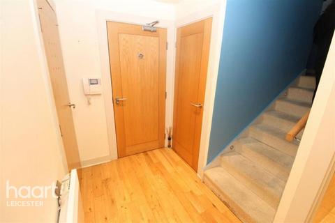 2 bedroom apartment to rent, Wimbledon Street, Leicester