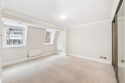 3 bedroom flat for sale - Elystan Street Chelsea SW3