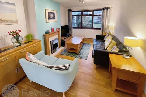 3 bedroom semi-detached bungalow for sale - Pennine Drive, Milnrow, OL16
