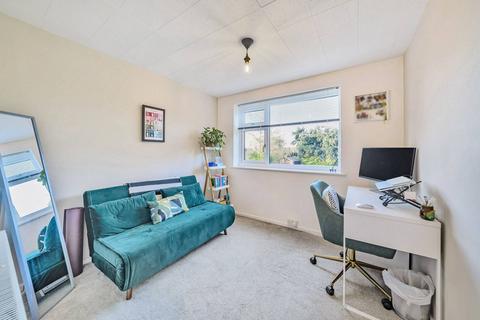 30 Sutton Crescent, Barnet, EN5 2SS