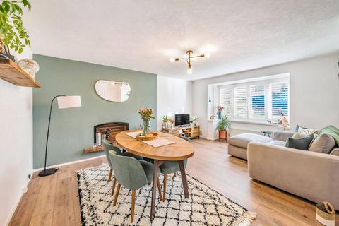 30 Sutton Crescent, Barnet, EN5 2SS