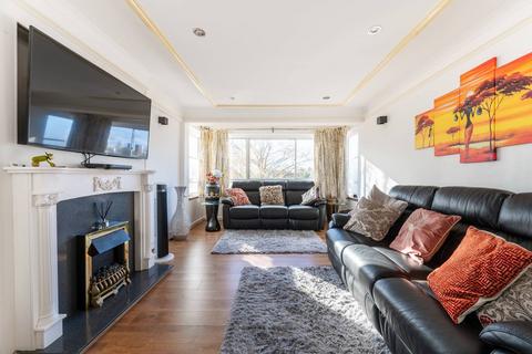 2 bedroom flat to rent, Willesden Lane, Brondesbury Park, London, NW6