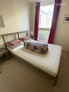 2 bedroom flat to rent, 18, Kimmerghame Path, Edinburgh, EH4 2GN